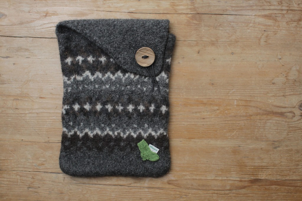 Laptoptasche stricken aus Filzwolle