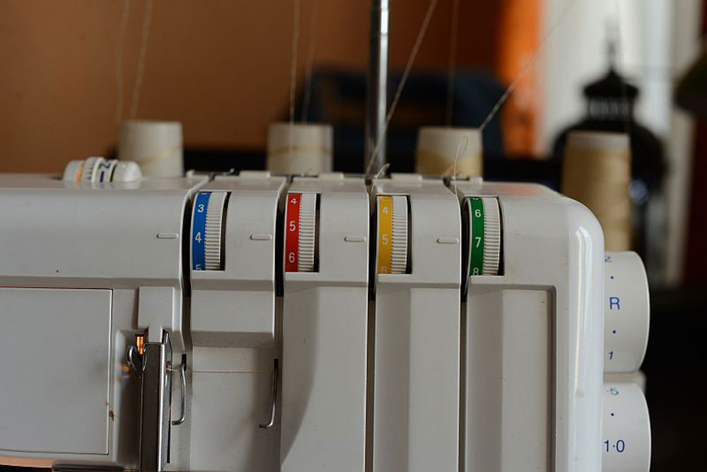 Rollsaum Einstellungen Overlock