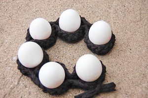 10 entzückende Osterdekorationen und -verpackungen gehäkelter Eierhalter 10 entzückende Osterdekorationen und -verpackungen