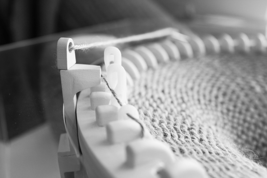 Knitting Clock Siren Elise Wilhelmsen – 365 Knitting Clock 365 Knitting Clock | Photo Credits: Miriam Lehnart Knitting Clock Siren Elise Wilhelmsen – 365 Knitting Clock