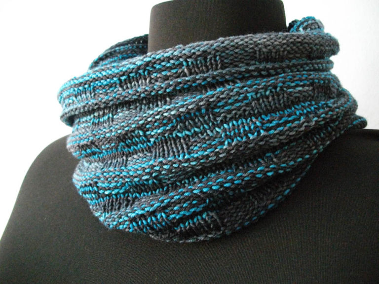 Gemacht mit Liebe und Wolle: Snood Schal stricken