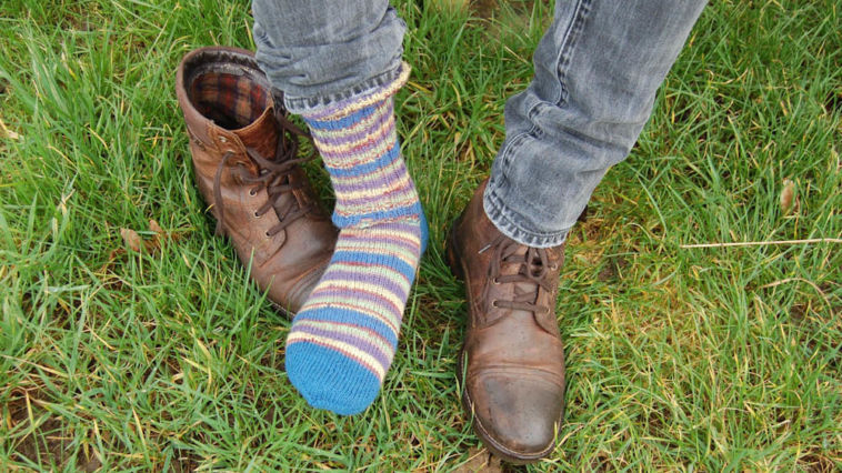 socken stricken Socken stricken in 7 Schritten – Anleitung socken stricken Anleitung socken stricken Socken stricken in 7 Schritten – Anleitung
