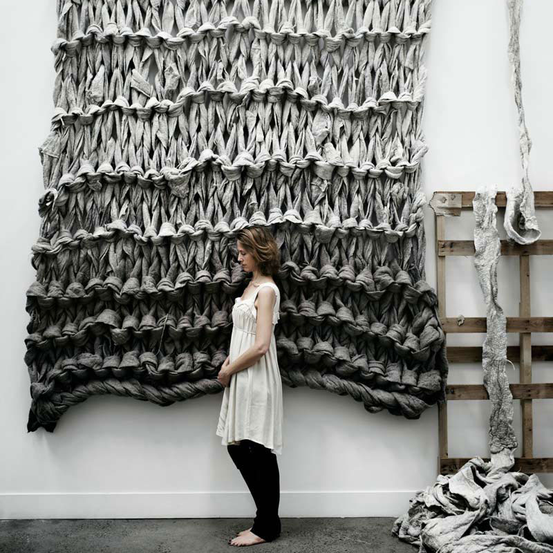 Little Dandelion: Extreme Knitting auch für Ausstellungen als Kunst