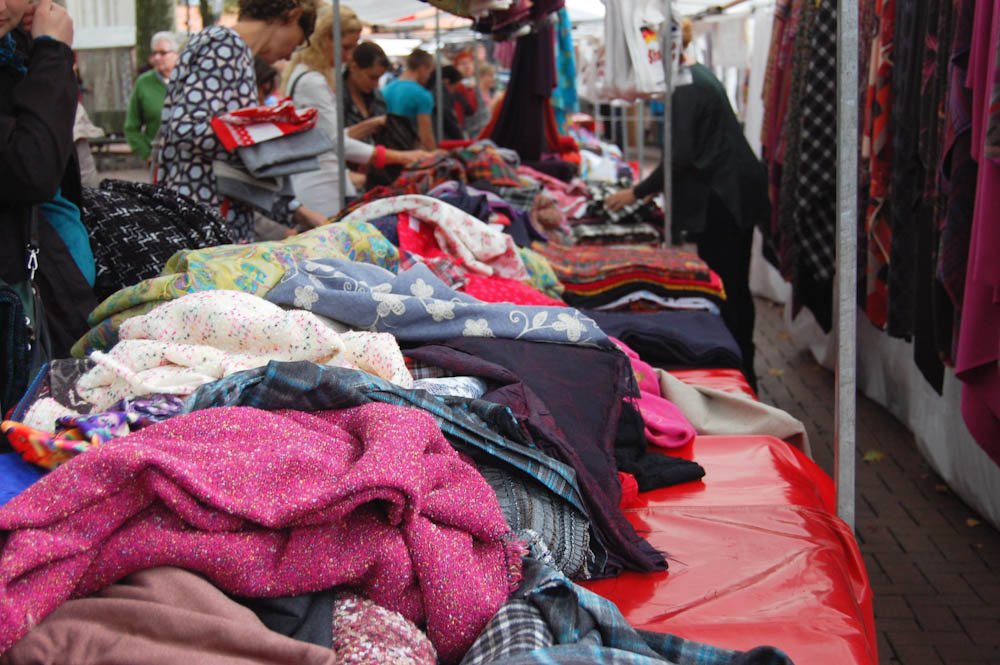 Deutsch-Holländischer Stoffmarkt-5