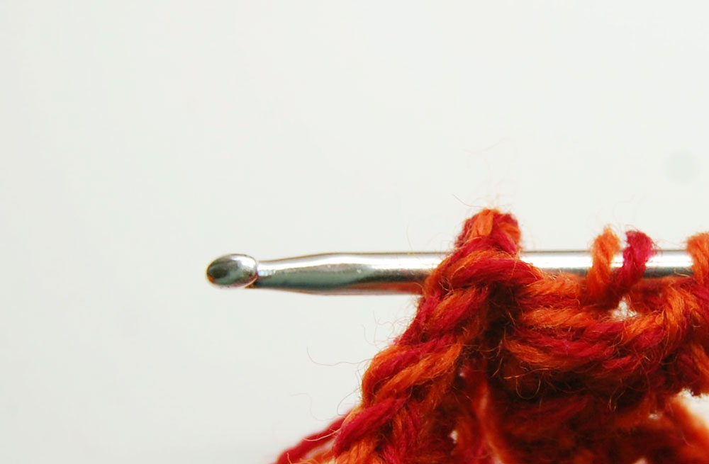 Stirnband mit Reliefstäbchen von hinten