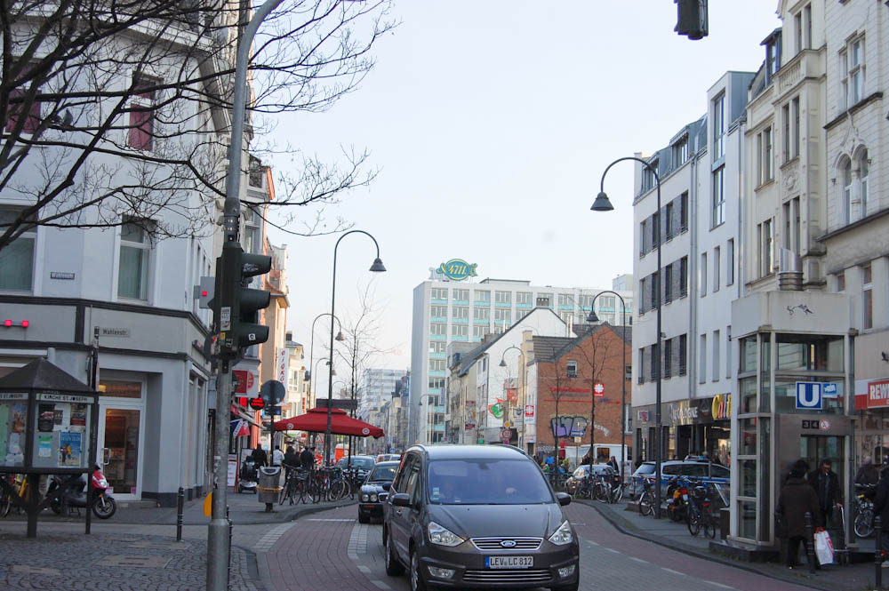 Lauras Wollladen-Venloer Straße 4711