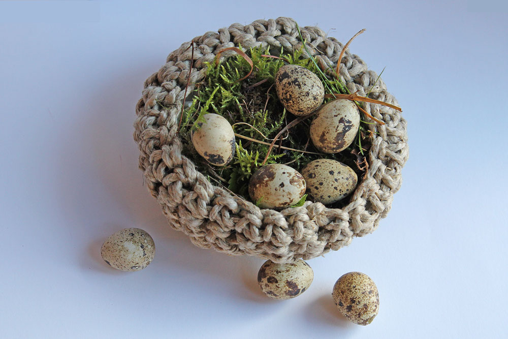 Jutta Grimm - Osternest aus Paketschnur häkeln