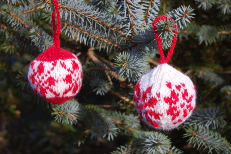 Julekuler - Weihnachtskugeln stricken