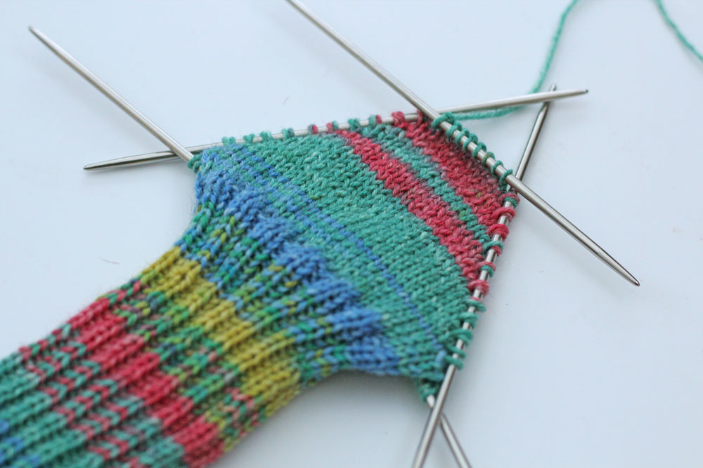 shadow-wrap-ferse - Socken stricken mit der Shadow-Wrap-Ferse im CraSy-Style - photo Shadow-Wrap-Ferse - In process