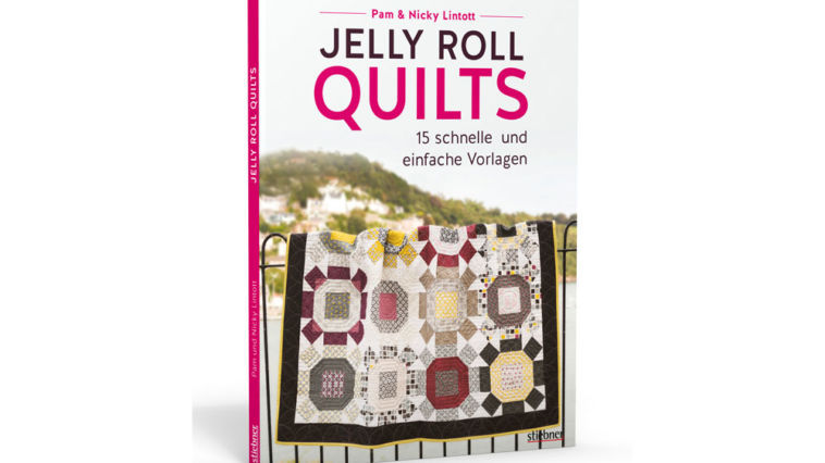 jelly roll quilt Stiebner Verlag – Jelly Roll Quilts von Pam & Nicky Lintott Jelly Roll Quilts - Buchbesprechung und Verlosung - Titelbild jelly roll quilt Stiebner Verlag – Jelly Roll Quilts von Pam & Nicky Lintott