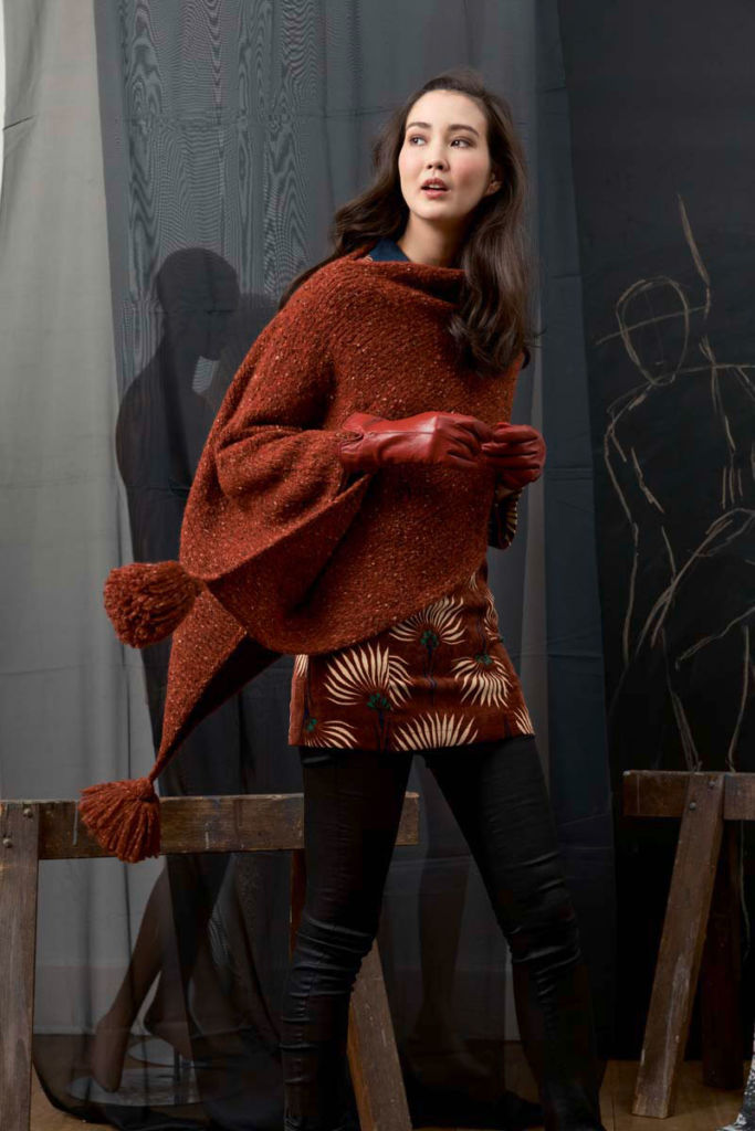 LANGYARNS - MATERIALPAKET Cape in Ziegelrot