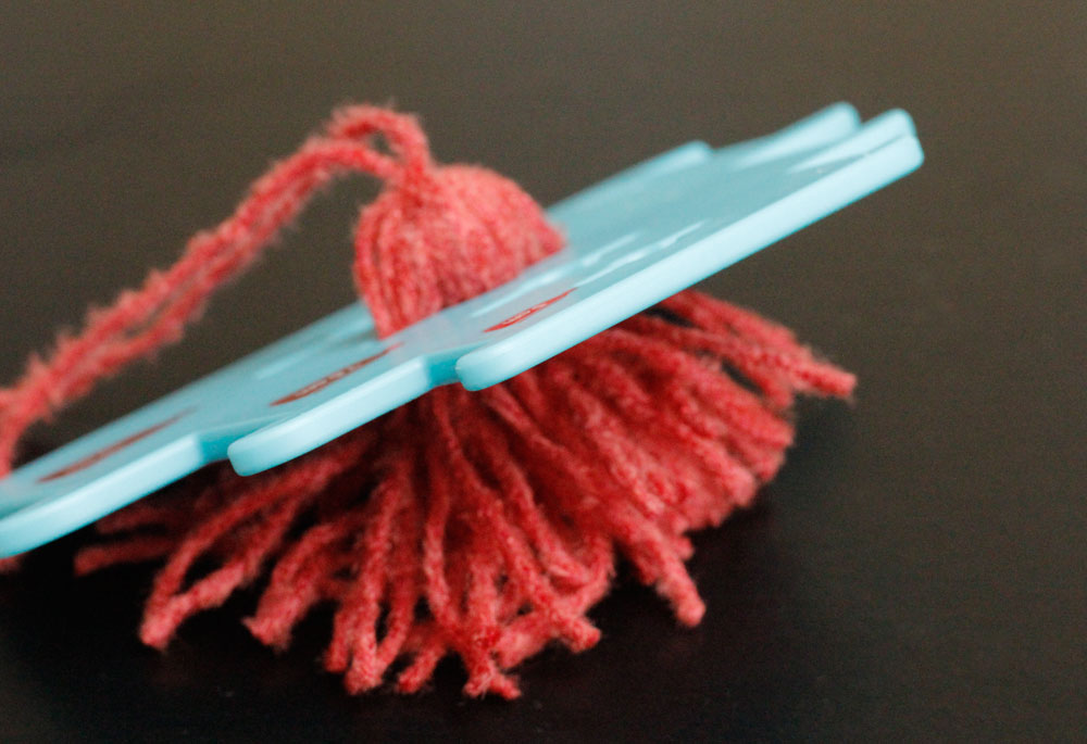 Mein Bullet Diary - Anleitung: Die Quaste entsteht mit dem Tassel Maker.