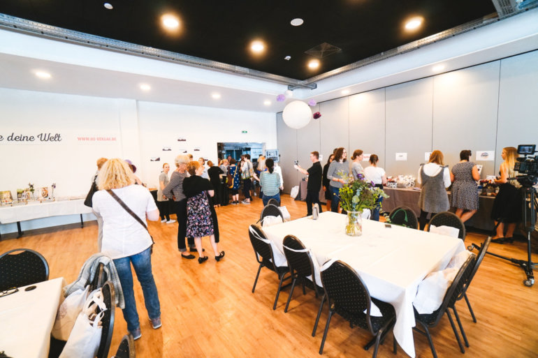 Get together: Tag der Wolle im Ballsaal in Freiburg
