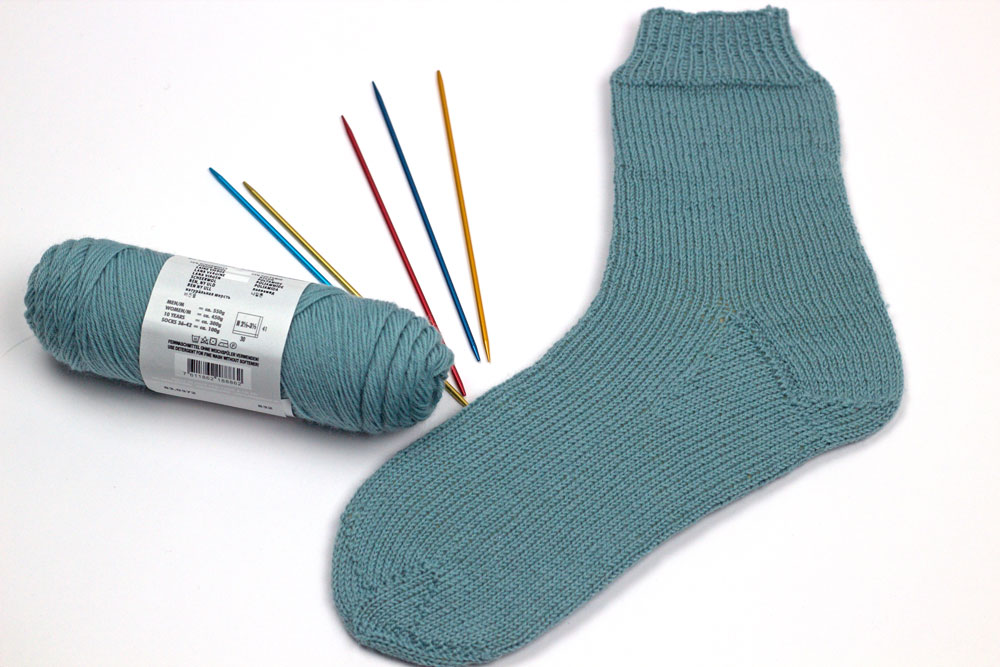sockshypeSockenstricken-KAL - Die erste Socke ist fertig.