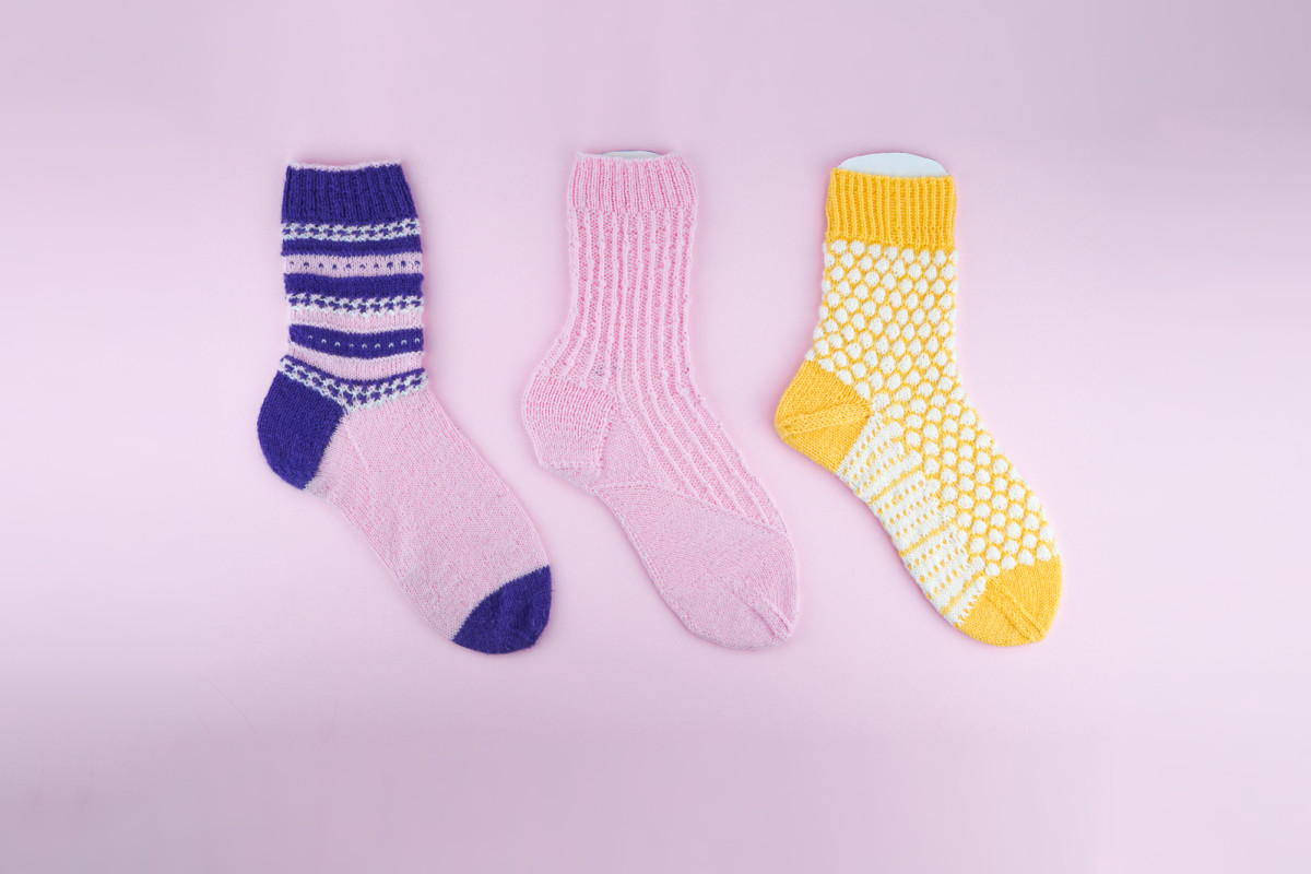 3x Strickanleitungen Socken »ANESA, BERIT, CAJA«