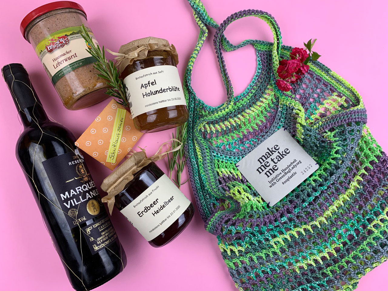 Häkelbeutel mit Füllung als Geburtstagsgeschenk
