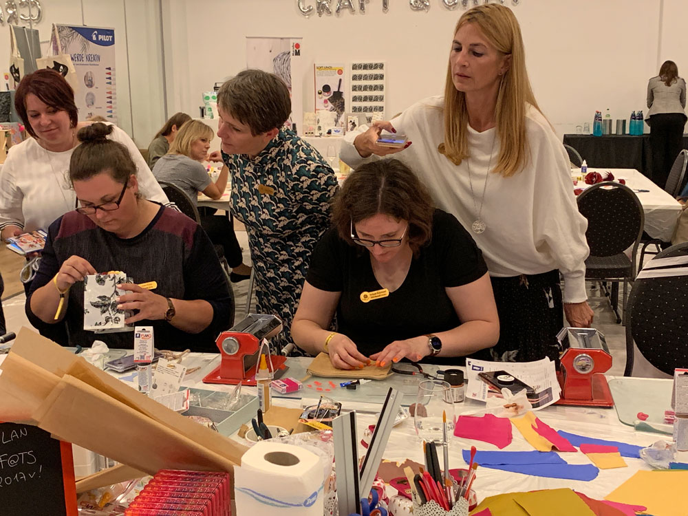 Craft n' Chat - Auch die Blogger vom Tag der Wolle basteln gerne