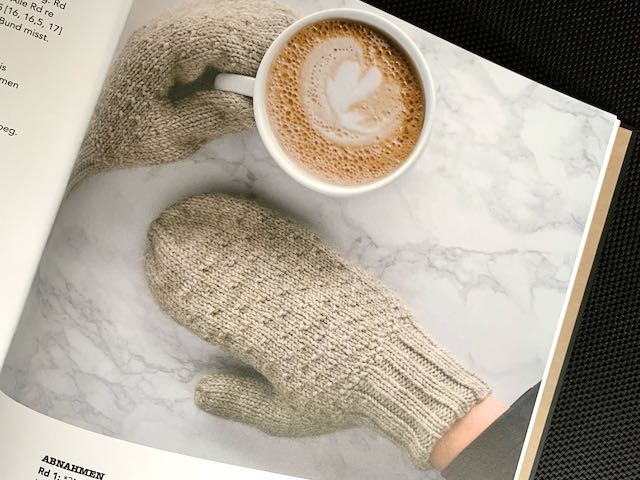 Kaffeedampf Fäustlinge im Buch Coffeehouse Knits