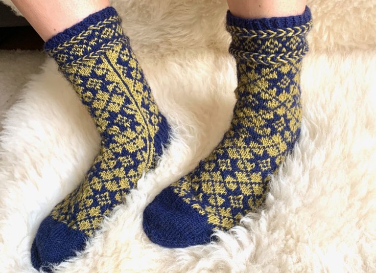 Die KerstaSocks - Socken im lettischen Stil