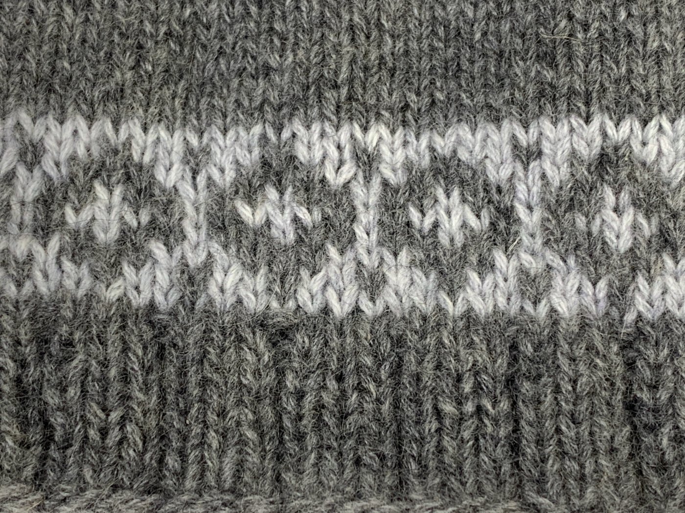 Muster Cowl mit Jacquardmuster