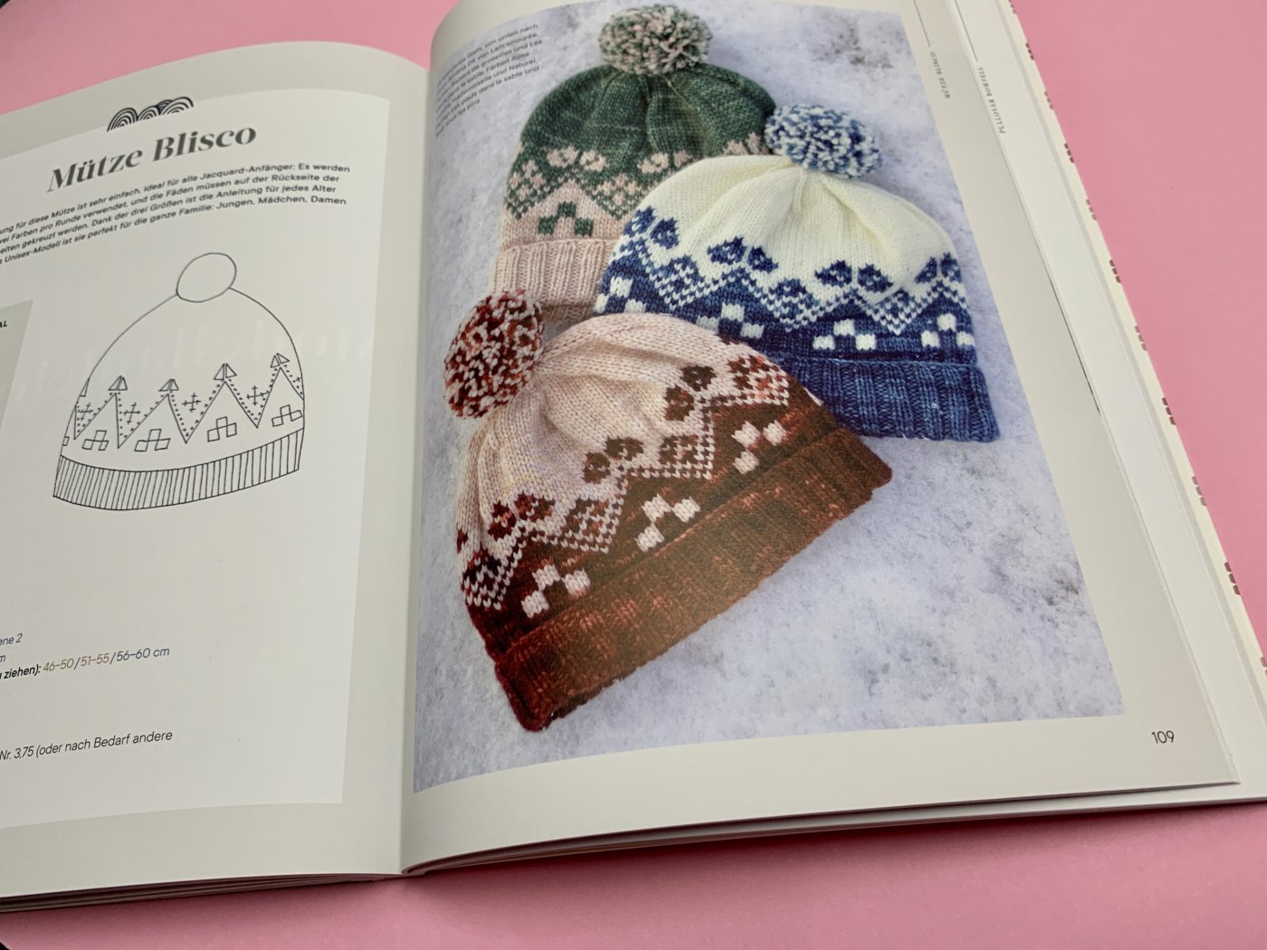 Mützen im Buch Jacquard - Am Stück gestrickt