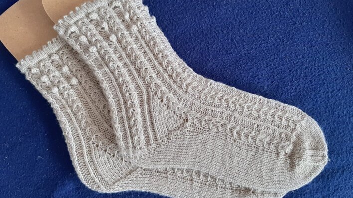 Landhaussocken stricken - Probestrickerin Elke