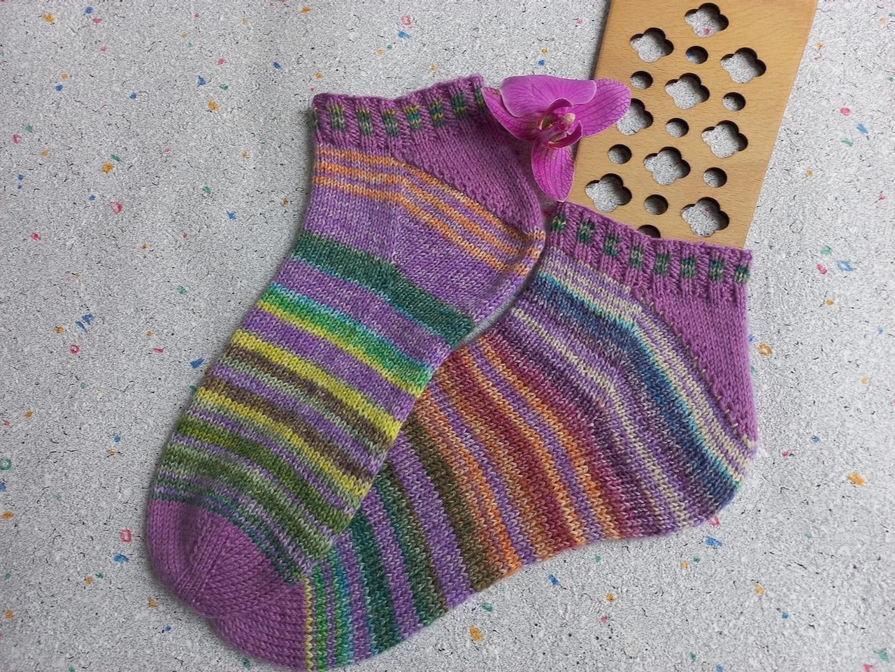 XenieSocks Lydia - Toe Up Sneaker-Socken stricken