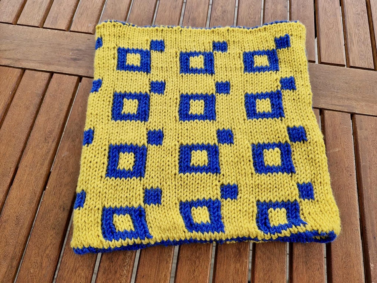 Square Drop Loop von Doris